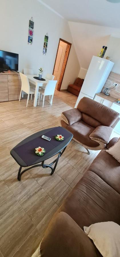 Apartman Nina2 Risan Eksteriør billede