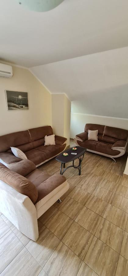 Apartman Nina2 Risan Eksteriør billede