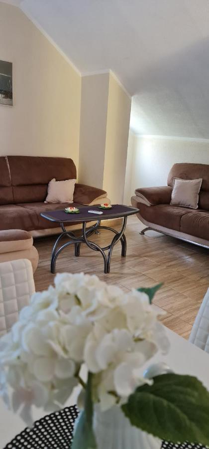 Apartman Nina2 Risan Eksteriør billede